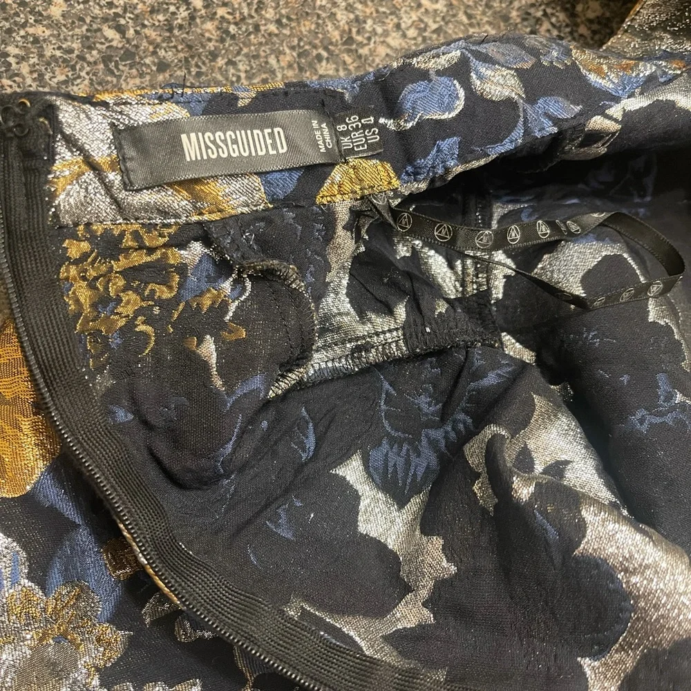 MISSGUIDED DRESS!!✨ - Picture 8 of 9